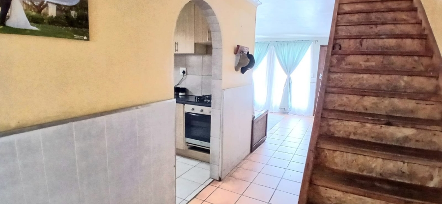 3 Bedroom Property for Sale in Strandfontein Village Western Cape